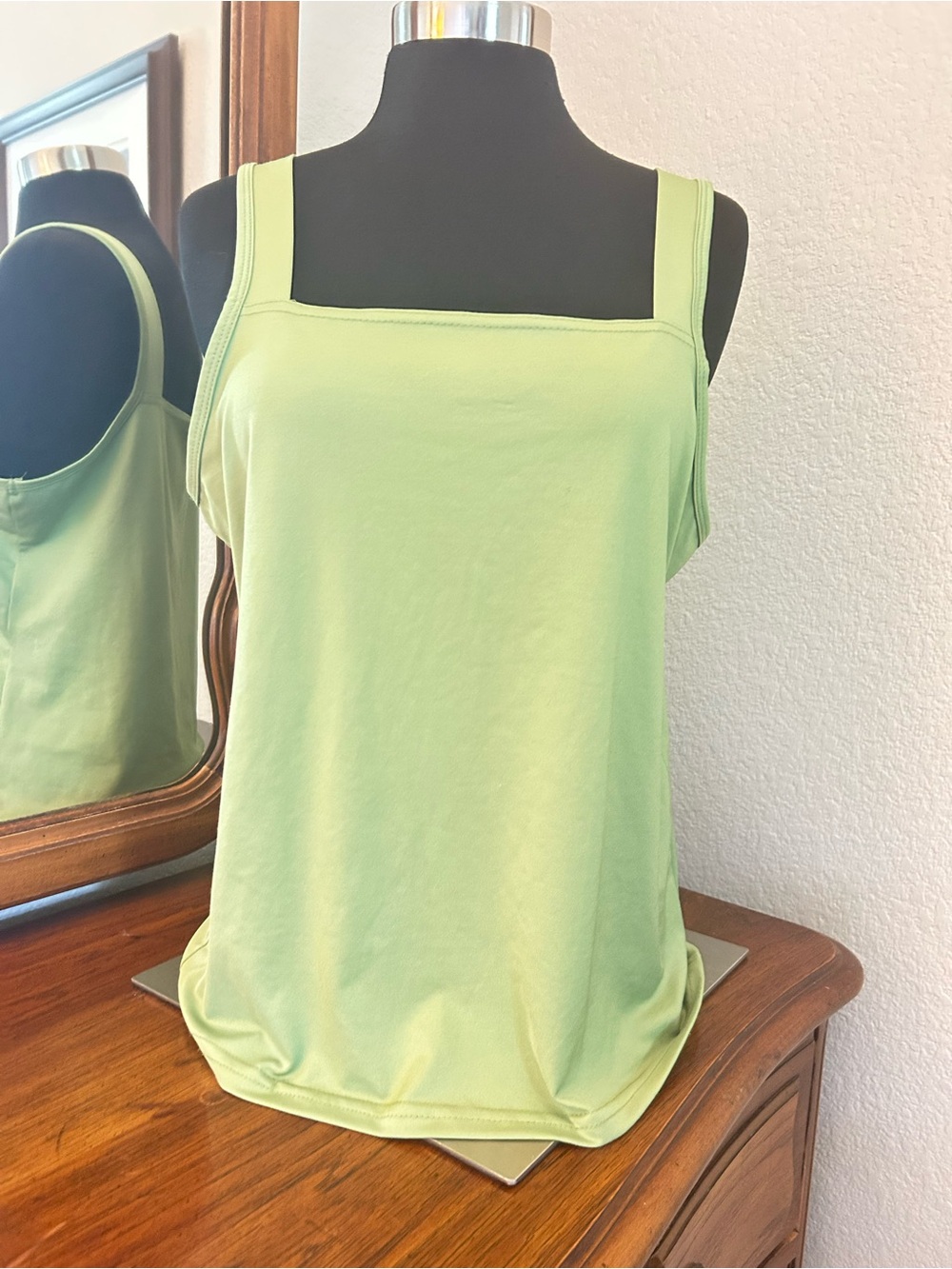 new directions chartreuse Green Square-Neck Tank with Wide Straps. Size L.